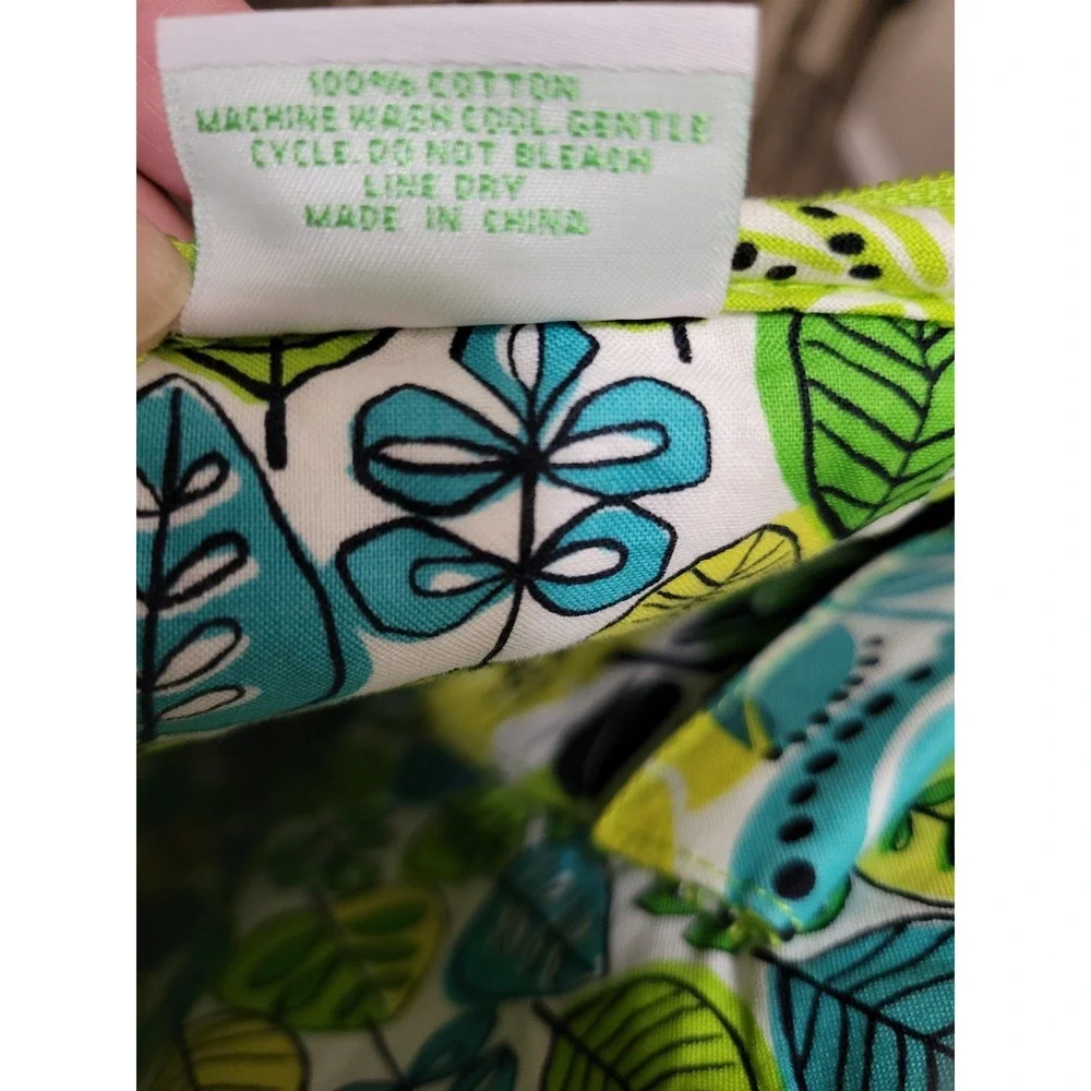 VERA BRADLEY Limes Up Tablet Sleeve‎ 12